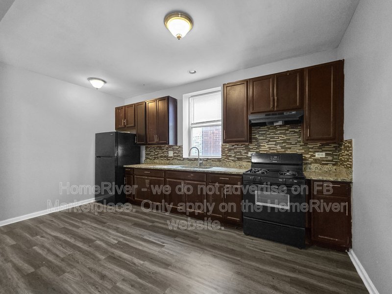 Apply Now! 7411 S Rhodes Ave #2, Chicago property image
