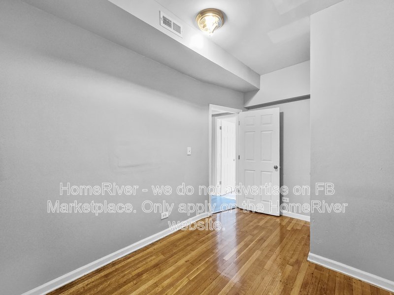 Apply Now! 7411 S Rhodes Ave #2, Chicago property image