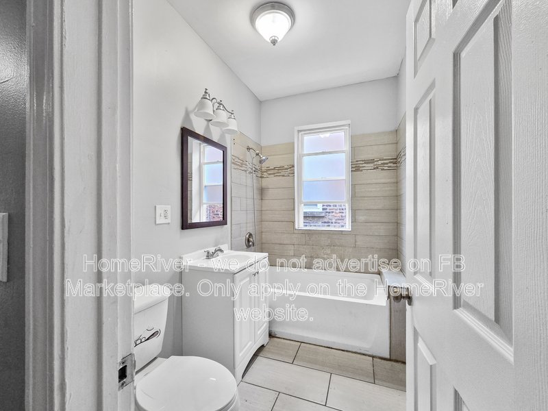 Apply Now! 7411 S Rhodes Ave #2, Chicago property image