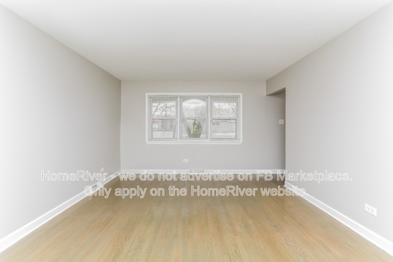 Coming Soon! 340 155TH PL, CALUMET CITY IL 60409 property image