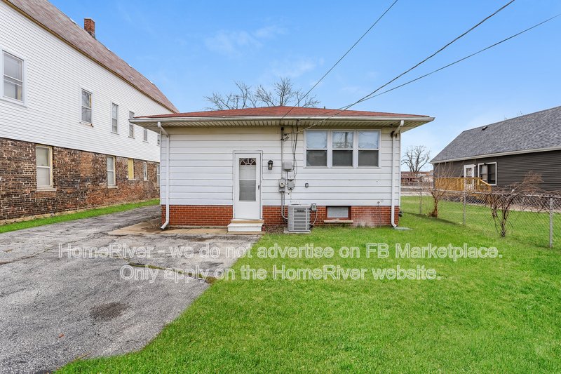 Coming Soon! 340 155TH PL, CALUMET CITY IL 60409 property image