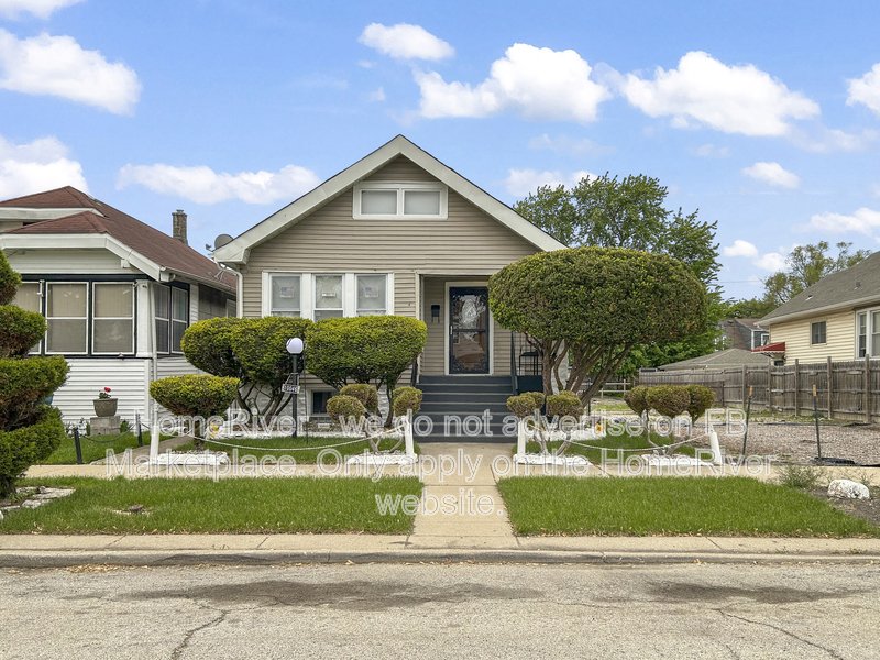 Spacious 4BR Home with Finished Basement &amp;amp;amp;amp;amp;amp;amp;amp;amp;amp;amp; Updated K property image