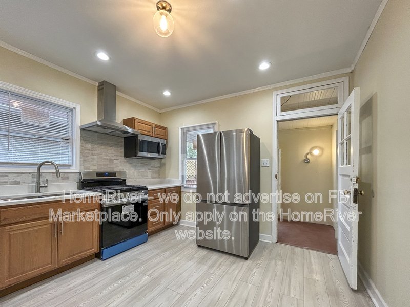 Spacious 4BR Home with Finished Basement &amp;amp;amp;amp;amp;amp;amp;amp;amp;amp;amp; Updated K property image