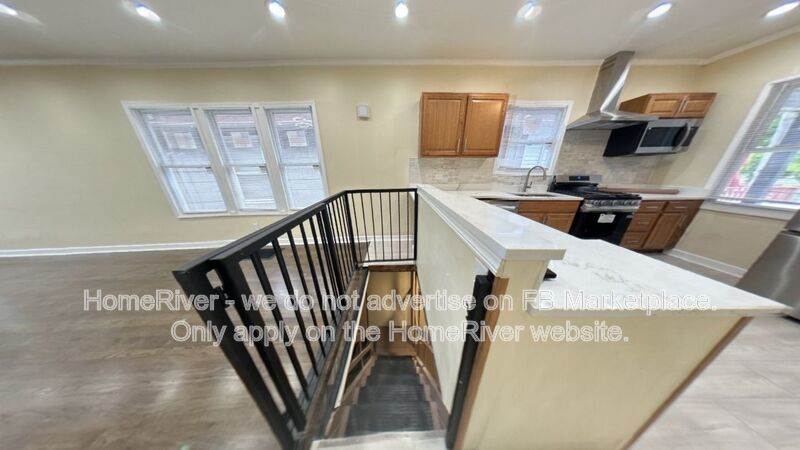 Spacious 4BR Home with Finished Basement &amp;amp;amp;amp;amp;amp;amp;amp;amp;amp;amp; Updated K property image