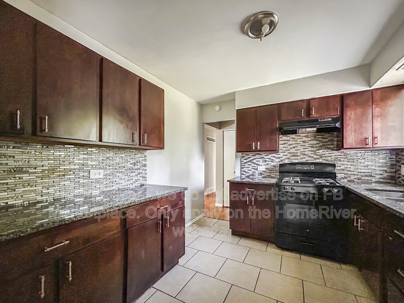 Huge 5BR/2BA Home on Large Lot | Updated Kitchen | New Floor property image