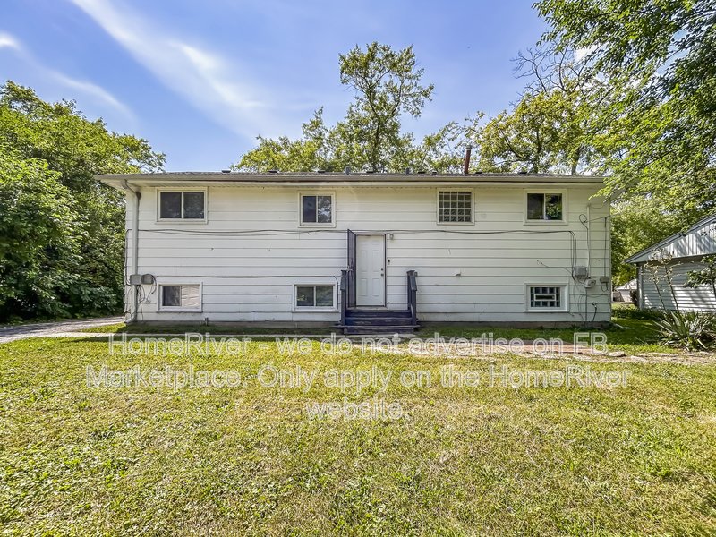 Huge 5BR/2BA Home on Large Lot | Updated Kitchen | New Floor property image