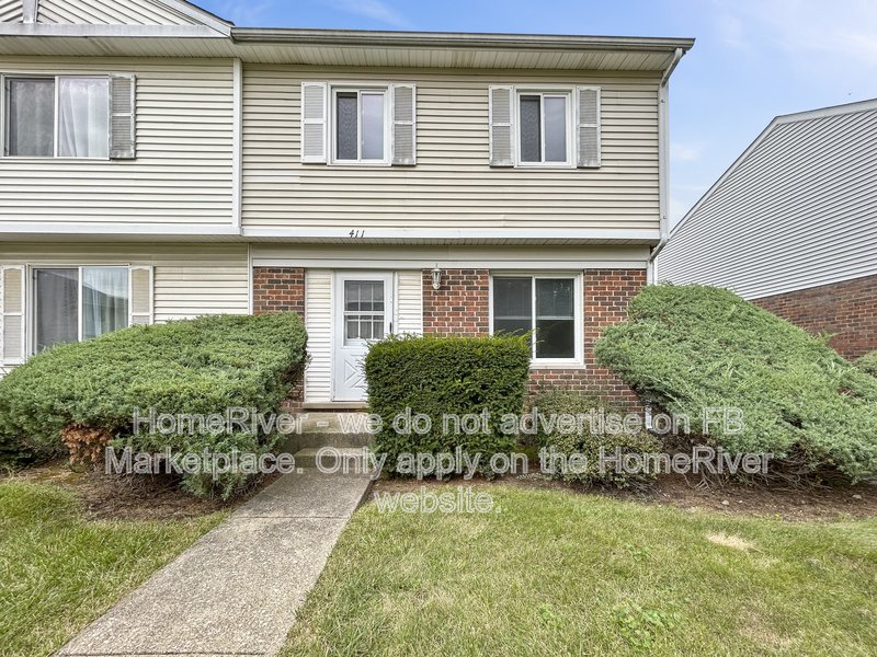 411 Gainsborough Ct. property image