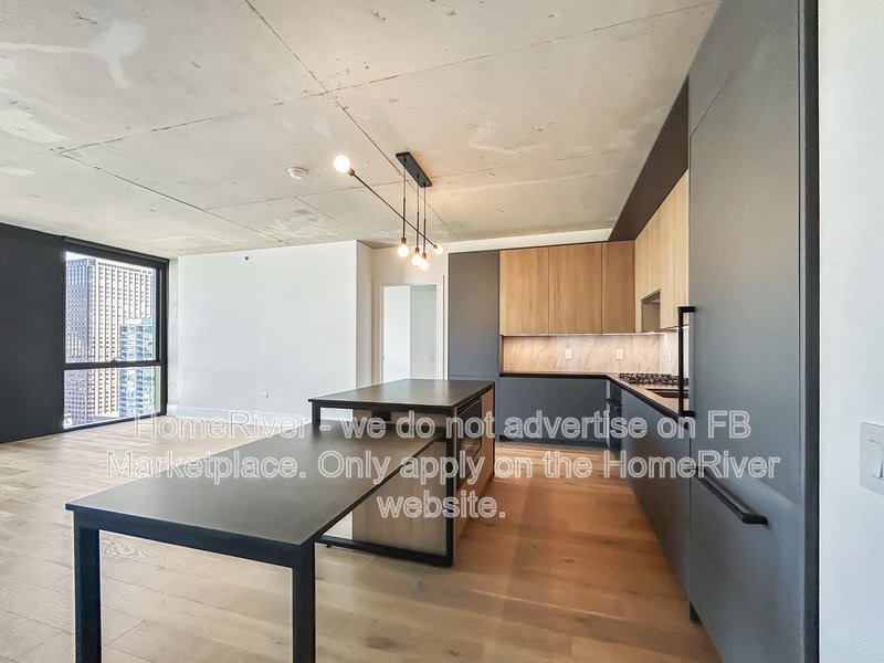 Luxury High-Rise Living at The Reed at Southbank | Unit 2804 property image