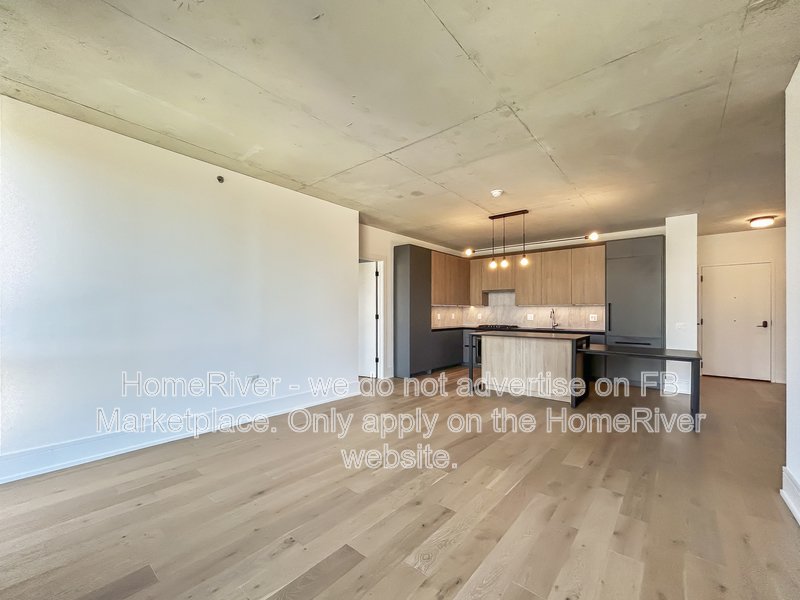 Luxury High-Rise Living at The Reed at Southbank | Unit 2804 property image
