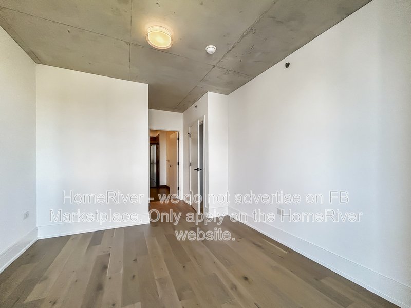 Luxury High-Rise Living at The Reed at Southbank | Unit 2804 property image