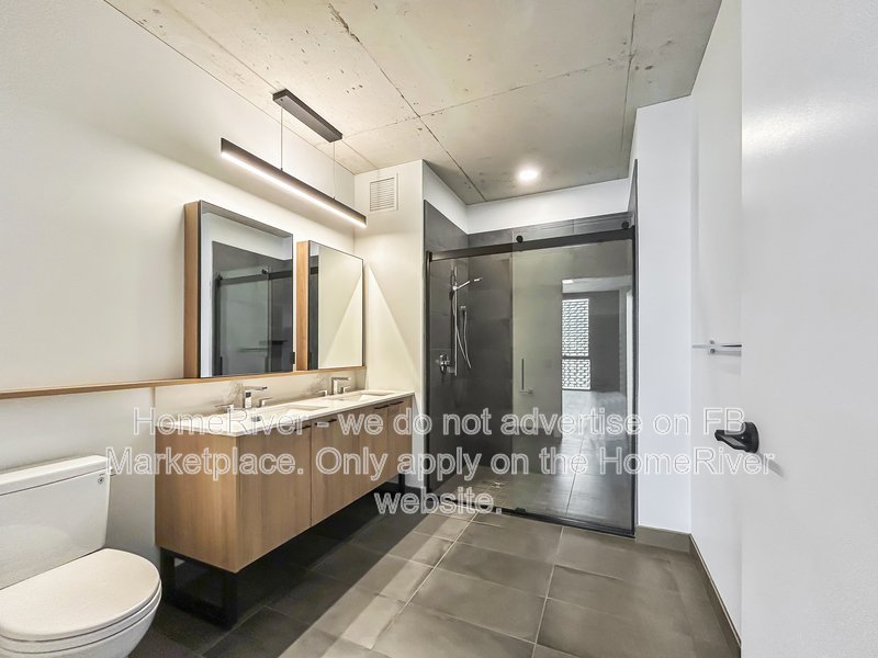 Luxury High-Rise Living at The Reed at Southbank | Unit 2804 property image
