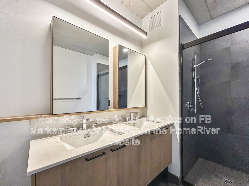 Luxury High-Rise Living at The Reed at Southbank | Unit 2804 property image