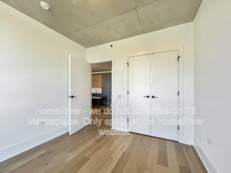 Luxury High-Rise Living at The Reed at Southbank | Unit 2804 property image