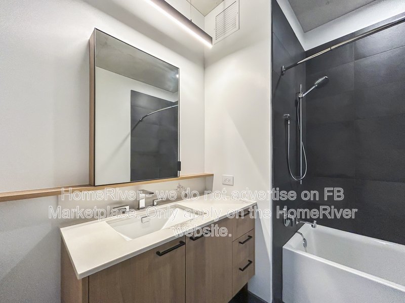 Luxury High-Rise Living at The Reed at Southbank | Unit 2804 property image