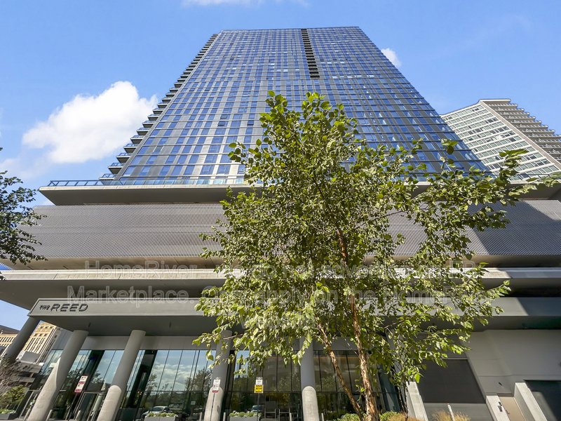 Luxury High-Rise Living at The Reed at Southbank | Unit 2804 property image